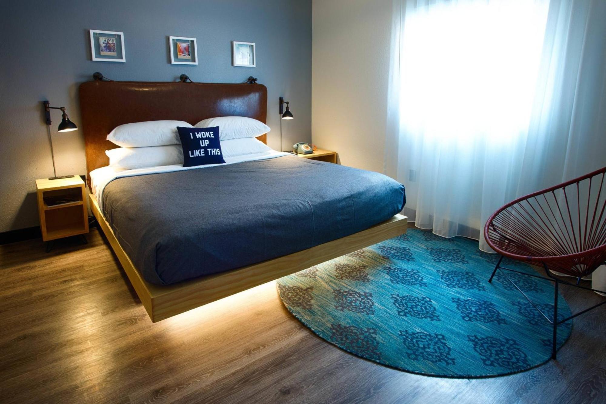 Отель Moxy New Orleans Downtown/French Quarter Area Экстерьер фото