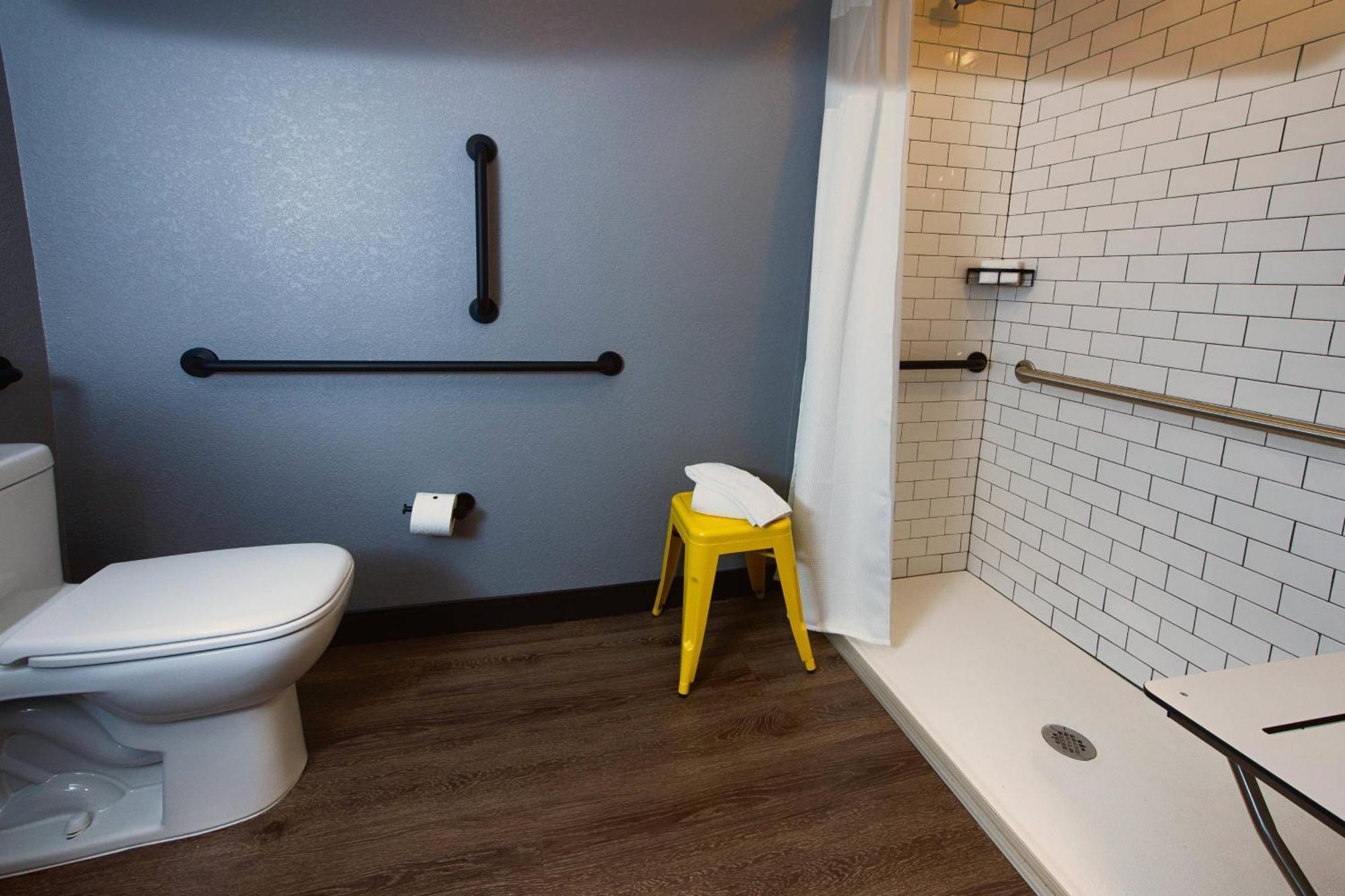 Отель Moxy New Orleans Downtown/French Quarter Area Экстерьер фото